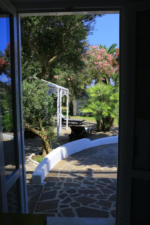 Cala Cavone Guest House Понца Экстерьер фото