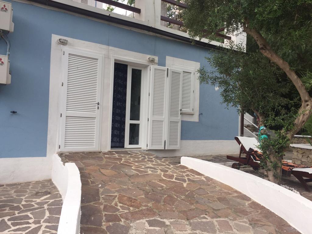 Cala Cavone Guest House Понца Экстерьер фото