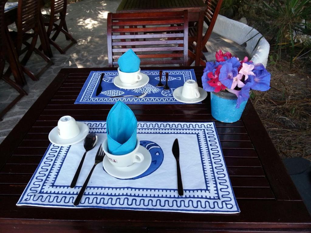Cala Cavone Guest House Понца Экстерьер фото