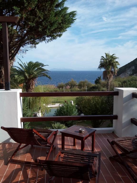 Cala Cavone Guest House Понца Экстерьер фото
